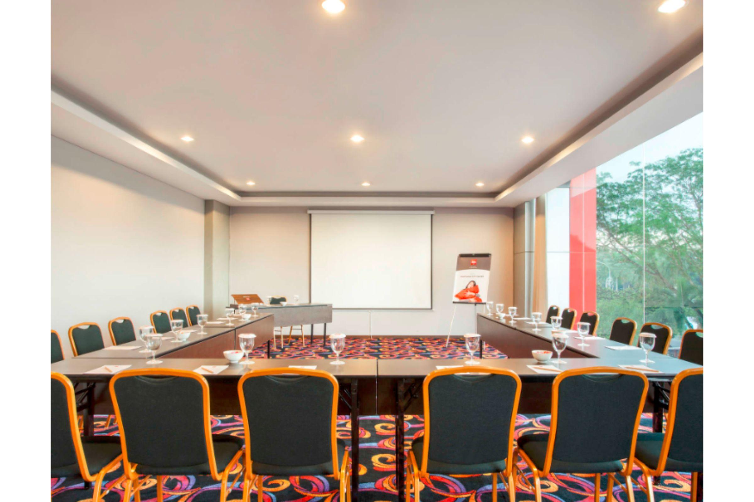Ibis Pontianak City Center Eksteriør billede