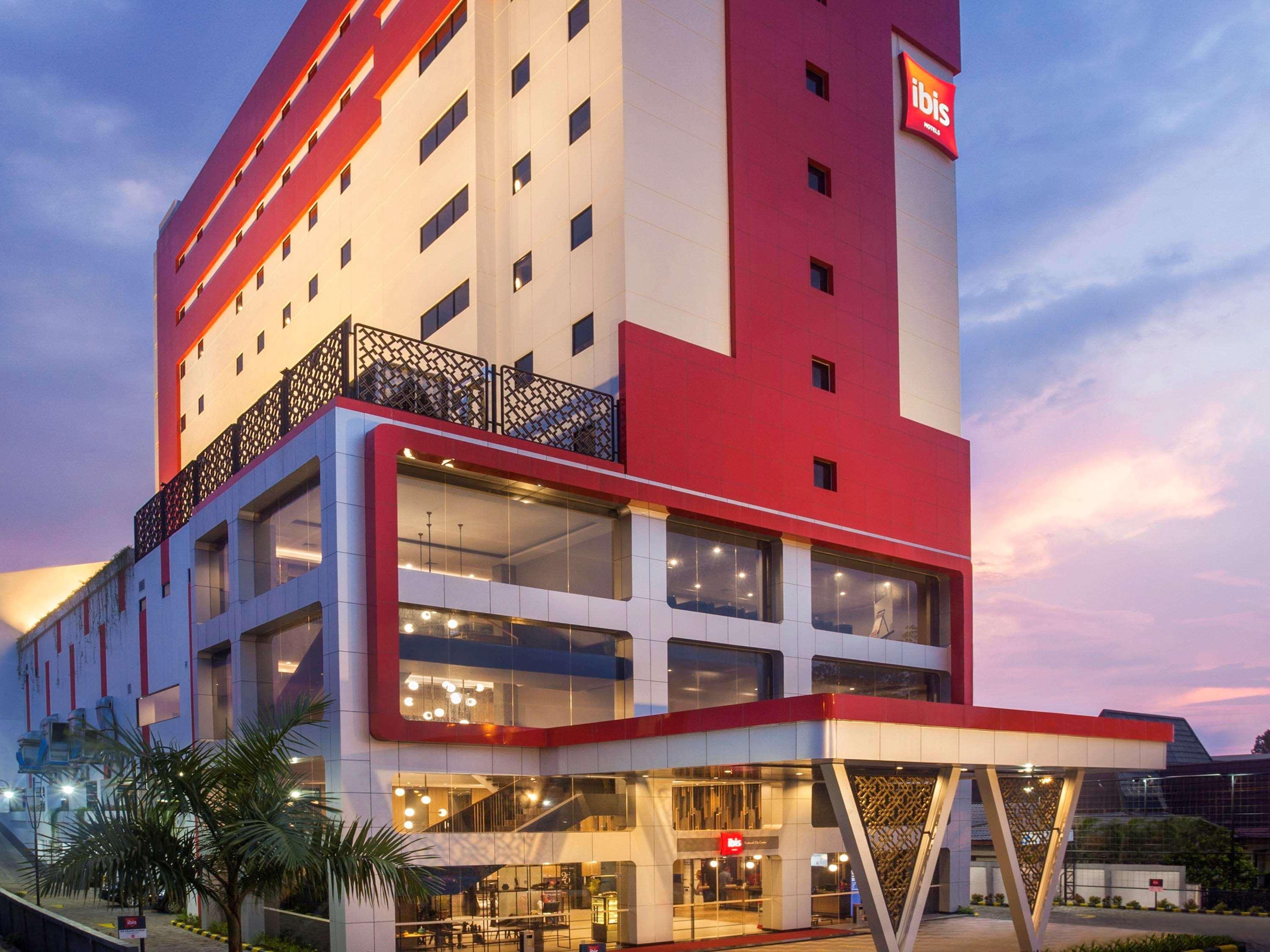 Ibis Pontianak City Center Eksteriør billede